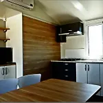 酒店 佩鲁斯活动公寓 3*