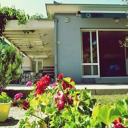 酒店 佩鲁斯活动公寓