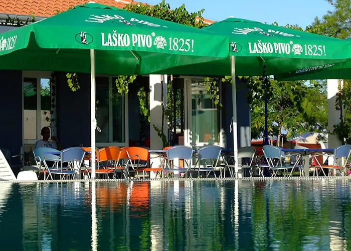 Szálloda Mobile Homes Peros