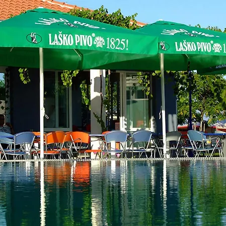 Hotel Mobile Homes Peros