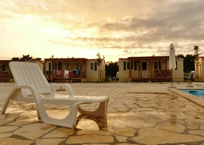 Hotell Mobile Homes Peros
