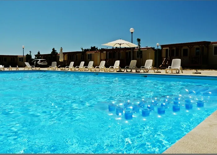 Mobile Homes Peros 3*